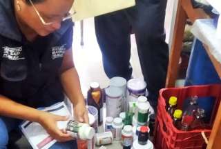 Entre los 2.500 productos se encontraron pastillas, suplementos alimenticios y líquidos que supuestamente ayudaban a bajar de peso y a “curar” enfermedades de forma “natural”. El local fue clausurado en Machala. 