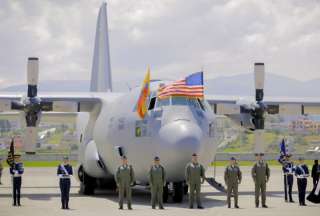 El avión C-130 Hércules es una aeronave de transporte táctico. 