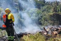 Las condiciones atmosféricas de la temporada seca son favorables para la propagación de incendios forestales en distintas provincias del Ecuador.
